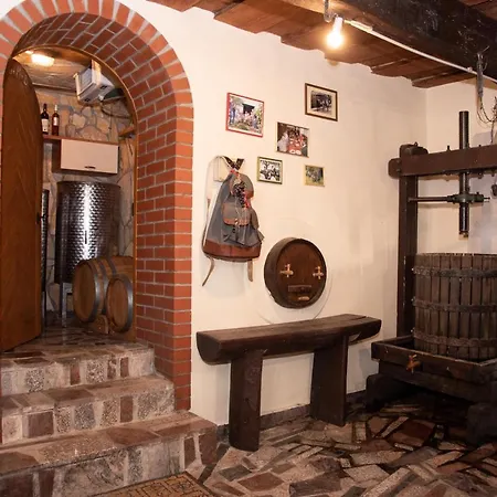 Vineyard Brodaric بيت للعطل *